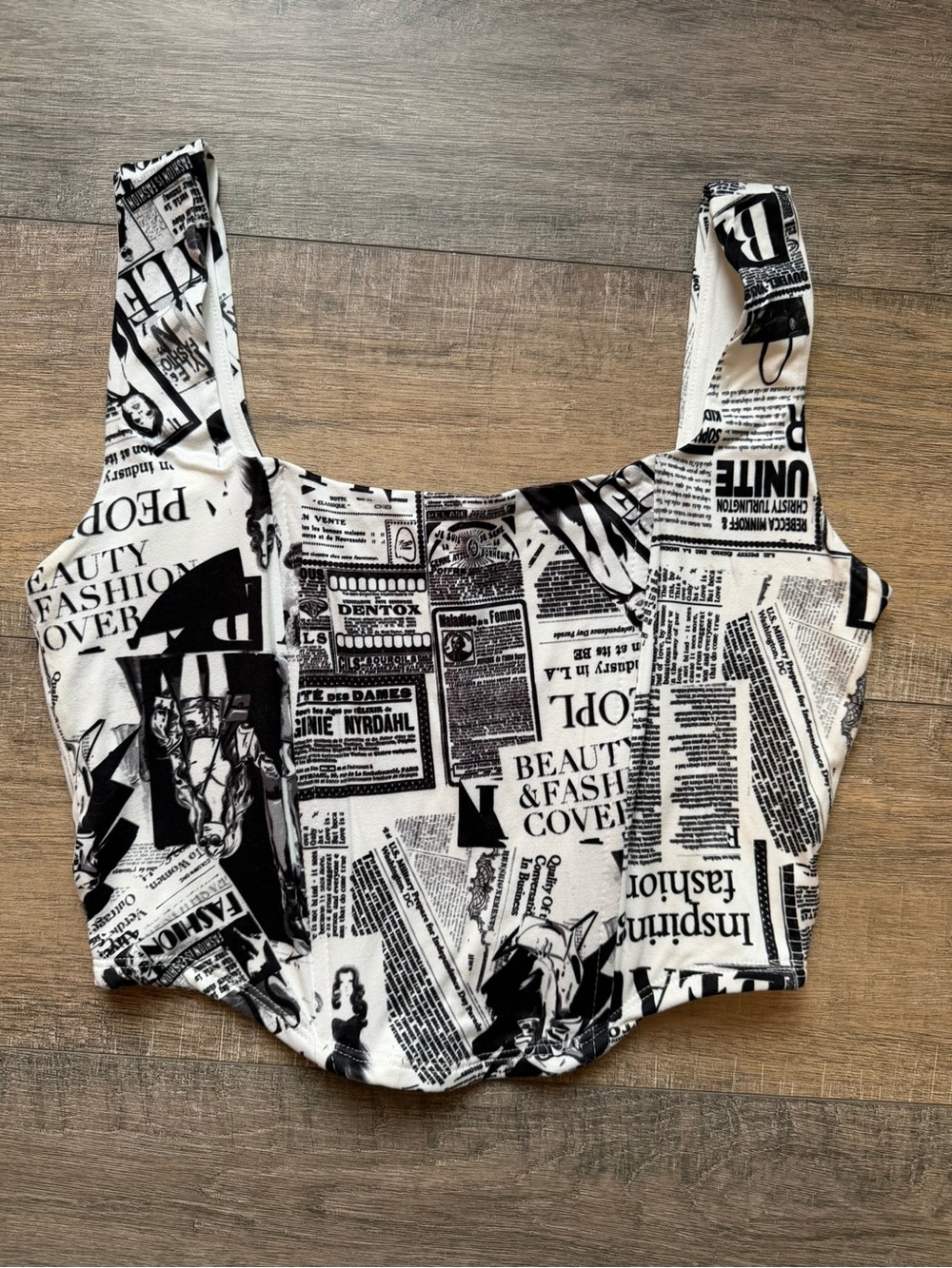 Windsor Black & White Newspaper-Print Crop Top